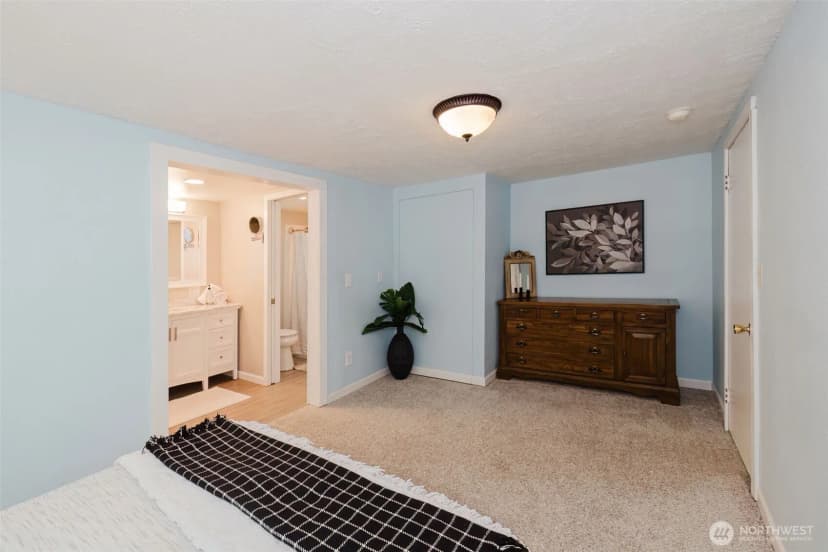 Property photo for 918 Taylor Street E, Port Orchard photo 16
