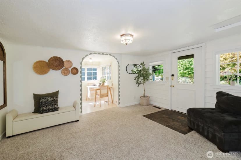 Property photo for 918 Taylor Street E, Port Orchard photo 4