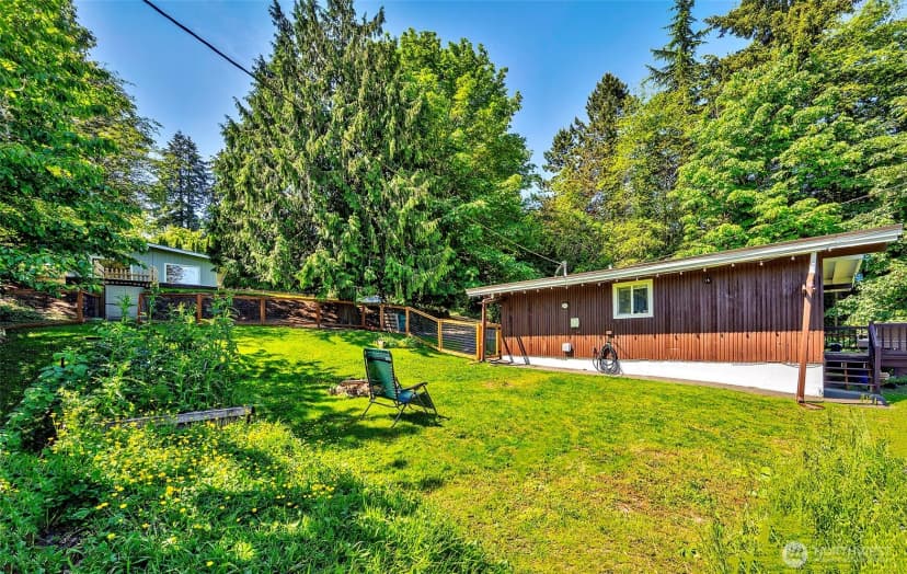 Property photo for 5700 212th Street Sw, Mountlake Terrace photo 13