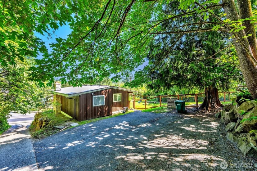 Property photo for 5700 212th Street Sw, Mountlake Terrace photo 15