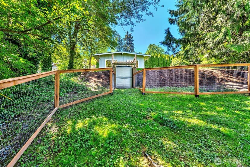 Property photo for 5700 212th Street Sw, Mountlake Terrace photo 16