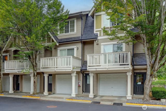 Property photo for 18268 Ne 97th #104, Redmond