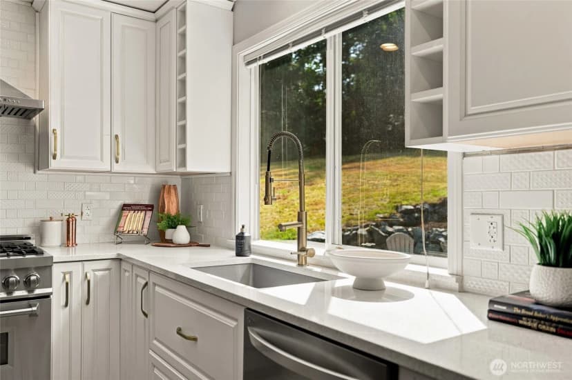 Property photo for 18414 Meadow Lake Road, Snohomish photo 12