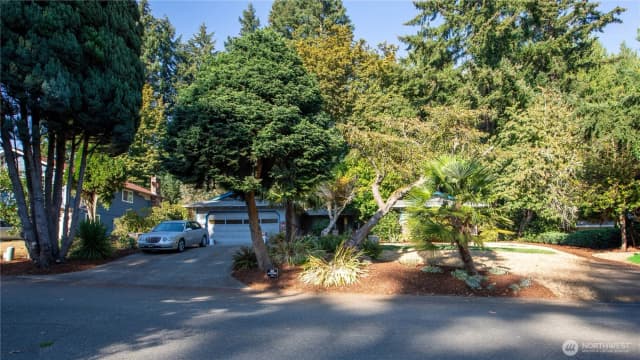 Property photo for 6411 Sierra Drive Se, Lacey photo 3