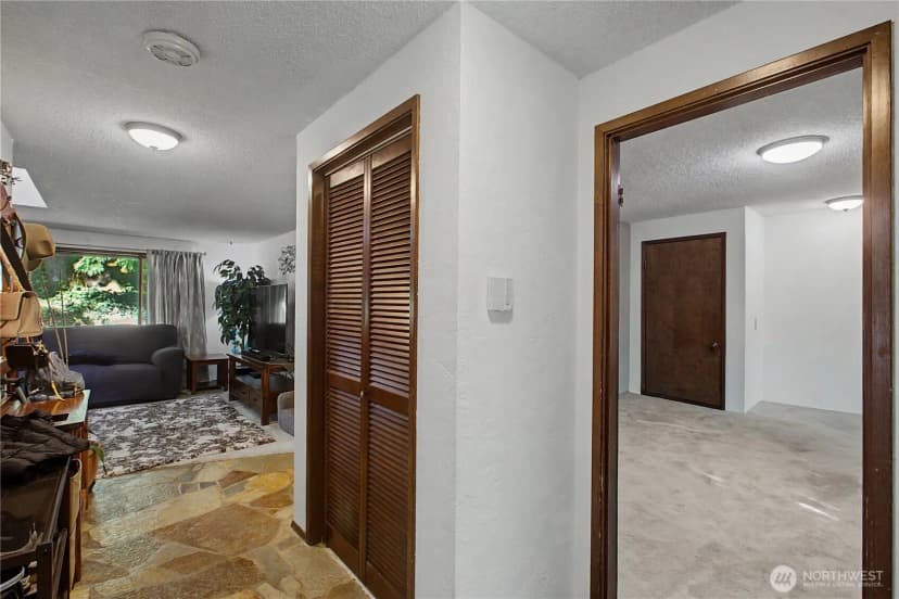 Property photo for 6411 Sierra Drive Se, Lacey photo 5