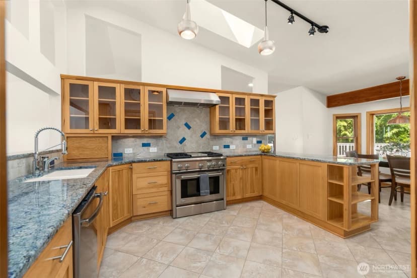 Property photo for 10321 123rd Street Nw, Gig Harbor photo 12