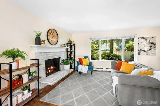 Property photo for 8300 Ne 146th Street, Kenmore photo 3