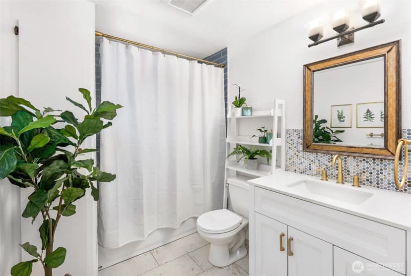 Property photo for 8300 Ne 146th Street, Kenmore photo 6