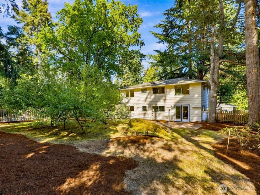 Property photo for 12231 95th Place Ne, Kirkland photo 32