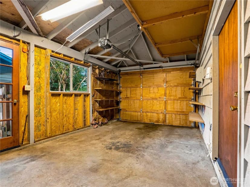 Property photo for 12231 95th Place Ne, Kirkland photo 29