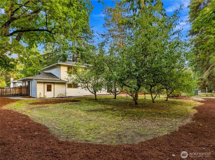 Property photo for 12231 95th Place Ne, Kirkland photo 33