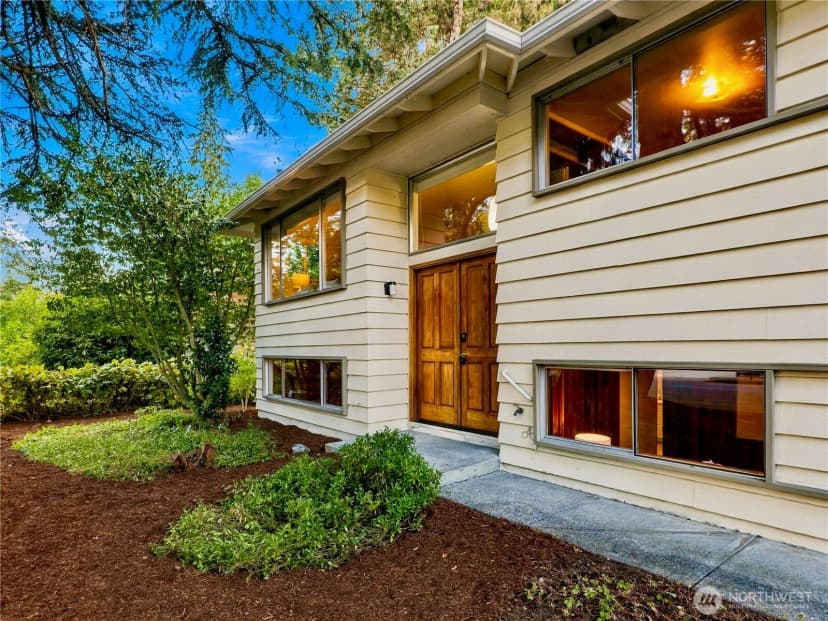 Property photo for 12231 95th Place Ne, Kirkland photo 35