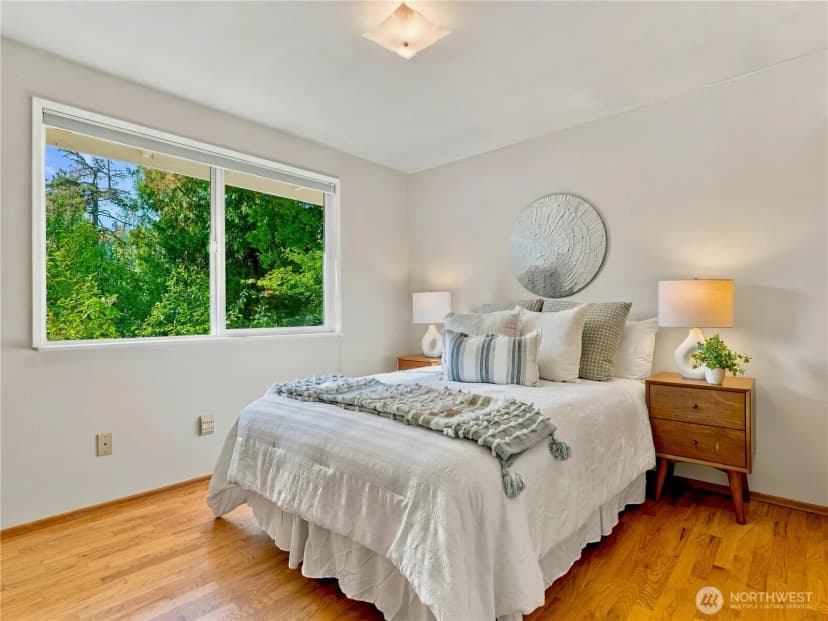 Property photo for 12231 95th Place Ne, Kirkland photo 14