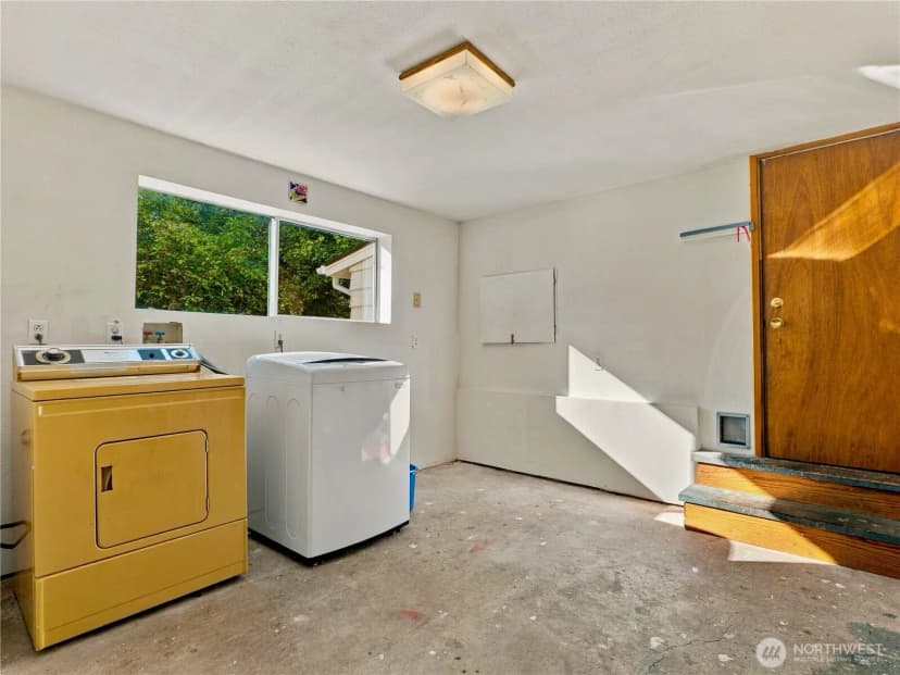 Property photo for 12231 95th Place Ne, Kirkland photo 28