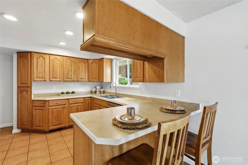 Property photo for 1875 Ne Bentley Drive, Bremerton photo 7