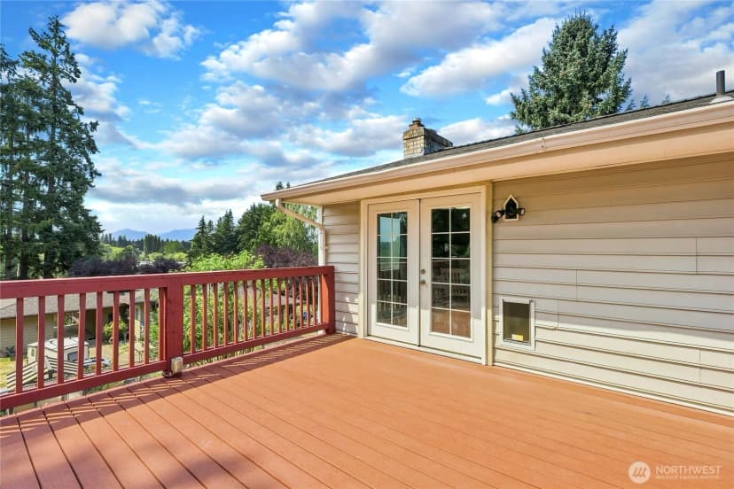Property photo for 1875 Ne Bentley Drive, Bremerton photo 12