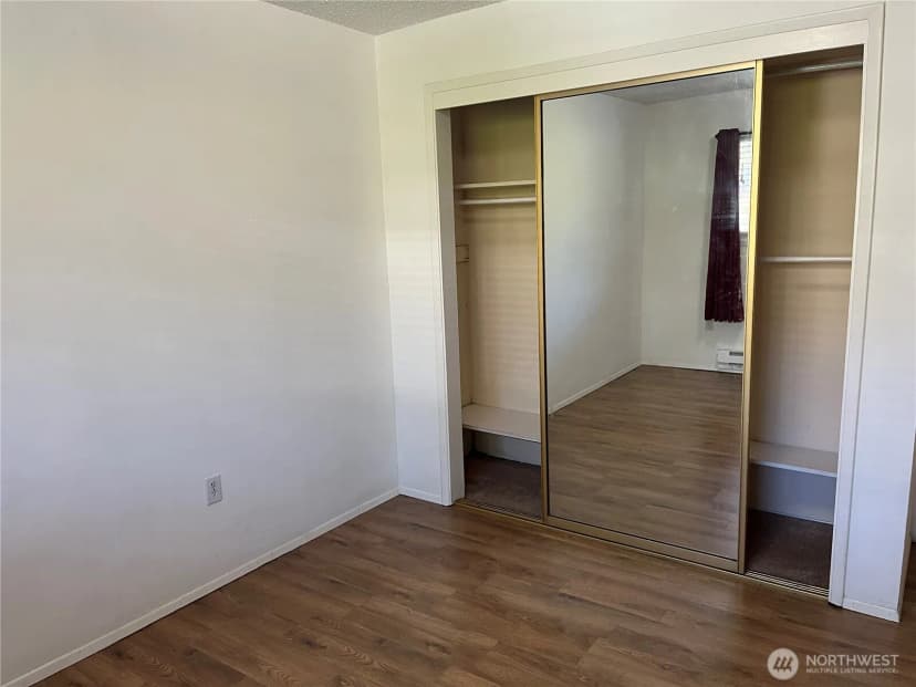 Property photo for 1020 S 230th Street #a303, Des Moines photo 24