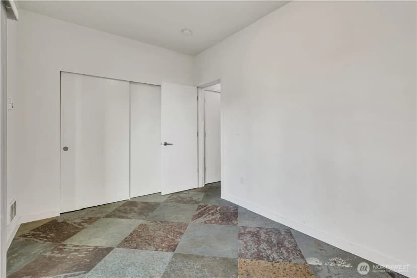 Property photo for 4206 S Greenbelt Station Drive, Seattle photo 4