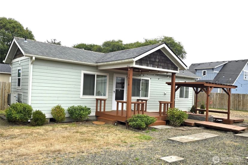 Property photo for 1510 259th Place, Ocean Park