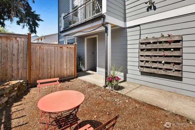 Property photo for 4237 S Bozeman Street #d, Seattle photo 2