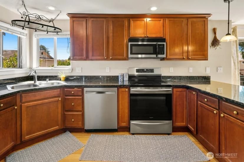 Property photo for 4237 S Bozeman Street #d, Seattle photo 7