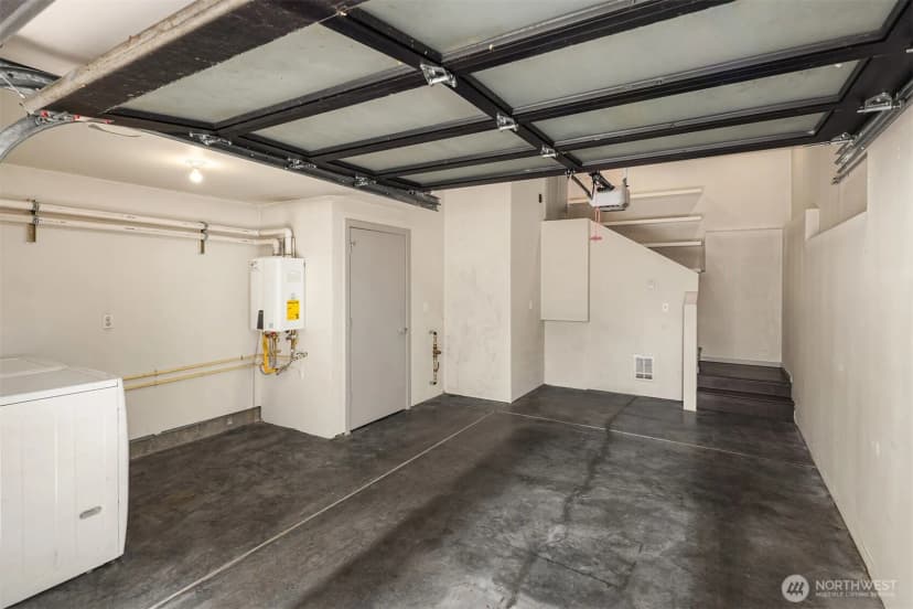 Property photo for 2531 13th Avenue S #b, Seattle photo 24