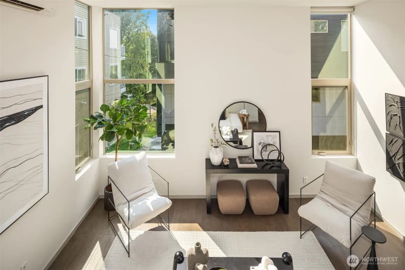 Property photo for 2531 13th Avenue S #b, Seattle photo 6