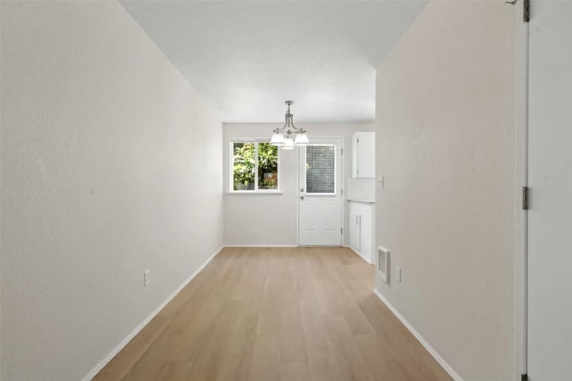 Property photo for 5608 99th Street Ct E, Puyallup photo 9