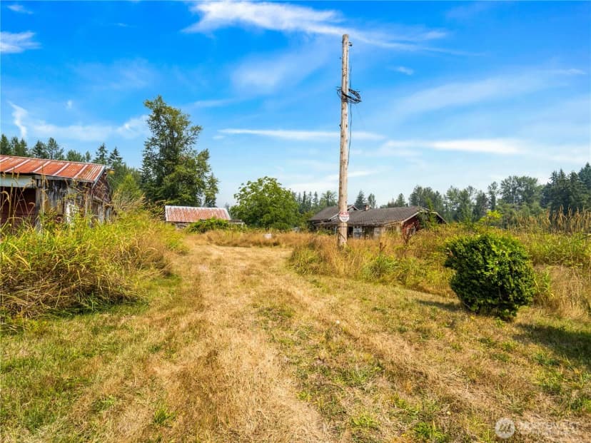 Property photo for 11817 288th Street E, Graham photo 25