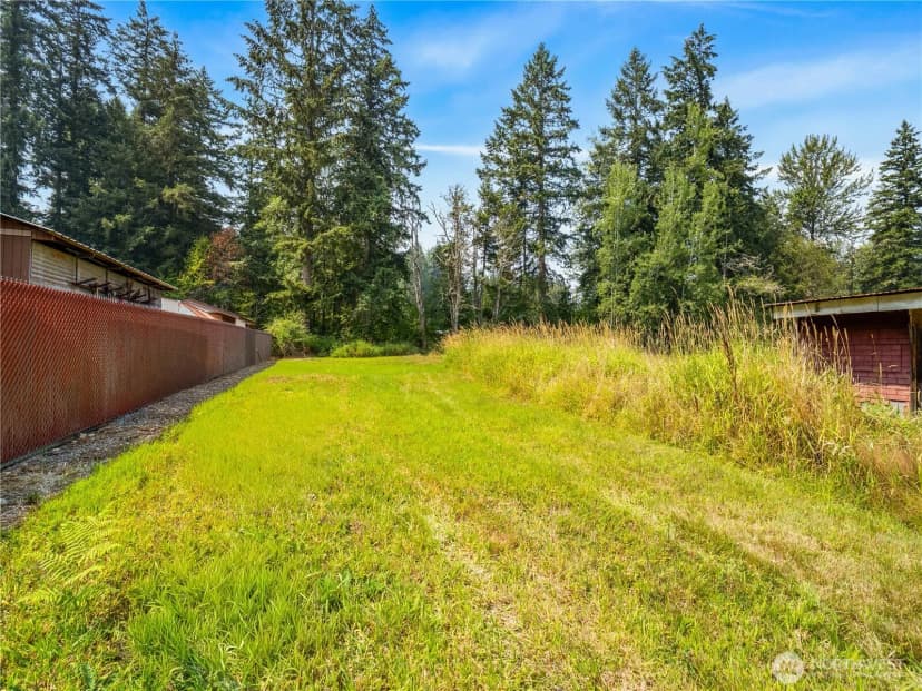 Property photo for 11817 288th Street E, Graham photo 29