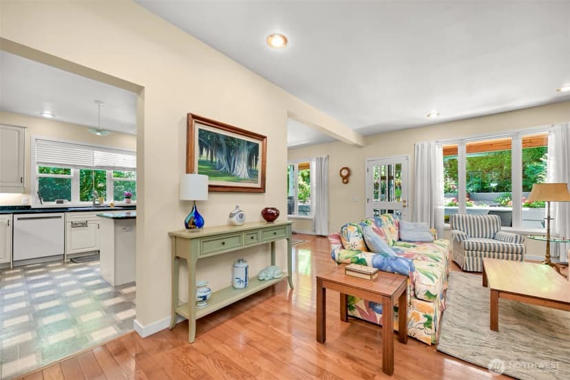 Property photo for 1005 11th Street, Bellingham photo 12