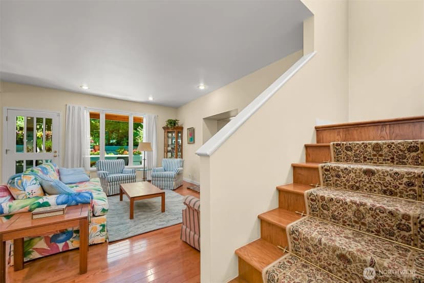 Property photo for 1005 11th Street, Bellingham photo 11
