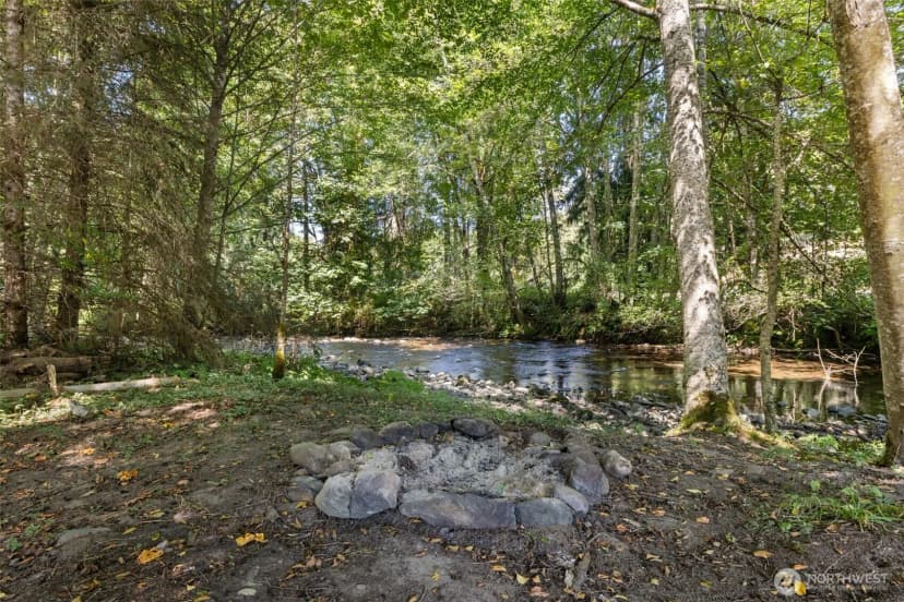 Property photo for 693 S Alder Lane, Port Angeles photo 3