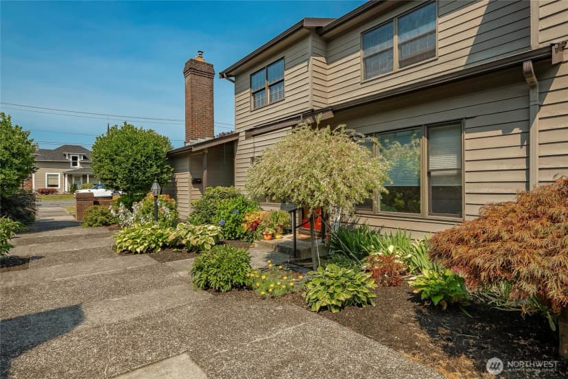 Property photo for 1111 Grover St. #1b, Lynden photo 27