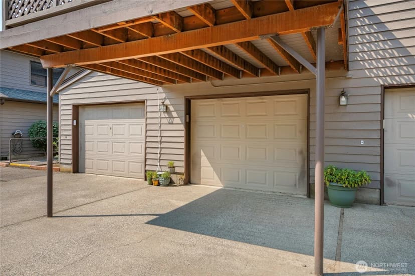 Property photo for 1111 Grover St. #1b, Lynden photo 26
