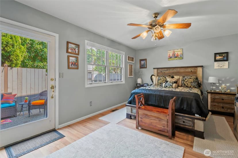 Property photo for 1111 Grover St. #1b, Lynden photo 15