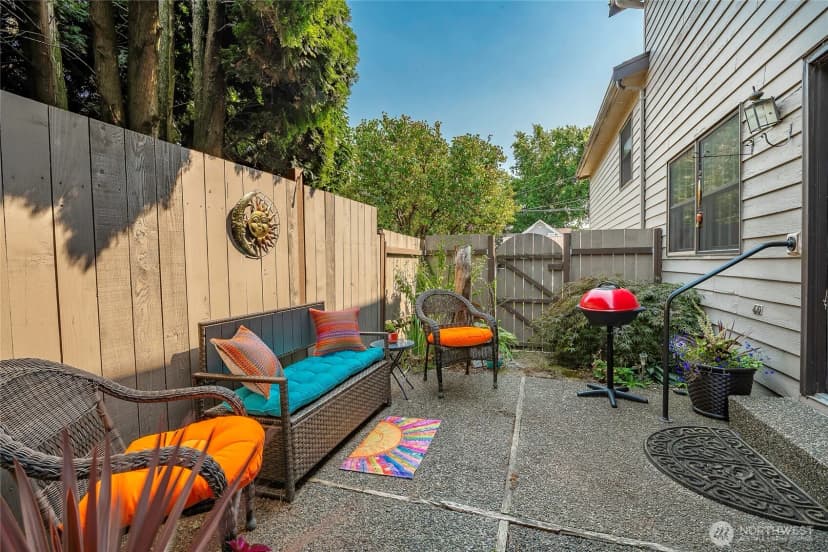 Property photo for 1111 Grover St. #1b, Lynden photo 18