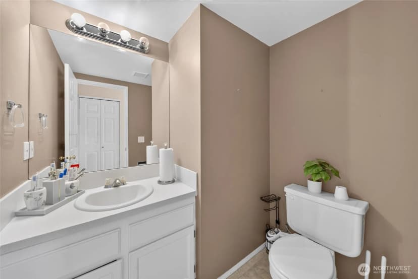 Property photo for 30603 127th Place Se, Auburn photo 16