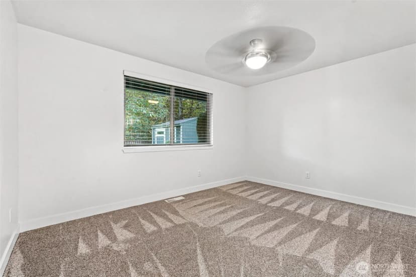 Property photo for 17005 159th Place Se, Renton photo 28