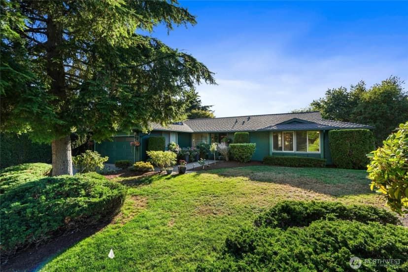 Property photo for 17005 159th Place Se, Renton photo 38