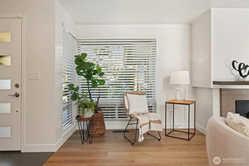 Property photo for 17005 159th Place Se, Renton photo 9