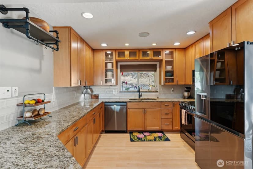 Property photo for 1606 Se Aust Manor Drive, Chehalis photo 11