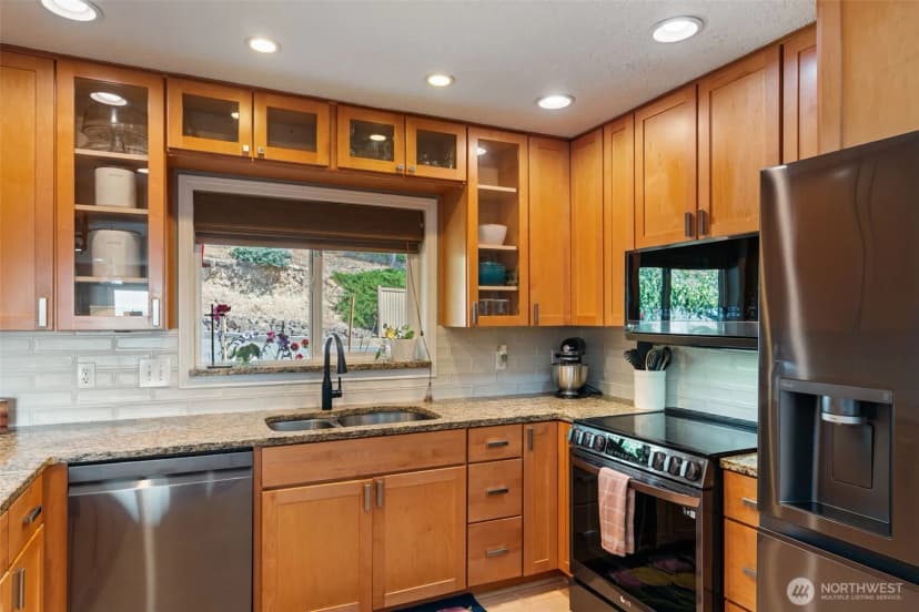 Property photo for 1606 Se Aust Manor Drive, Chehalis photo 12