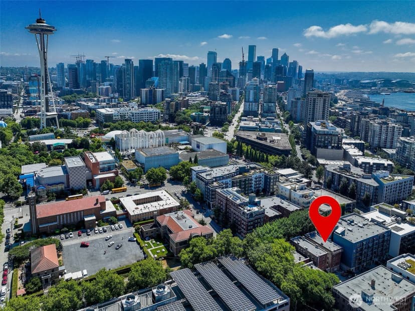 Property photo for 125 Warren Avenue N #j, Seattle photo 4