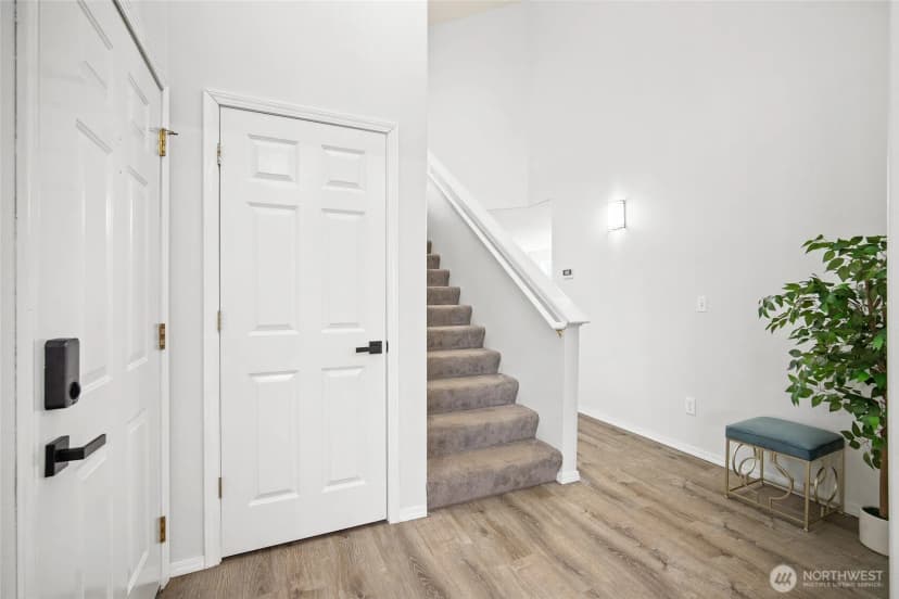 Property photo for 1605 131st Drive Ne, Lake Stevens photo 19