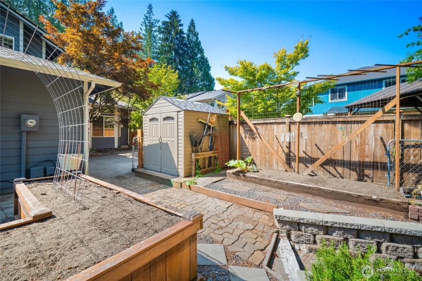 Property photo for 1605 131st Drive Ne, Lake Stevens photo 37