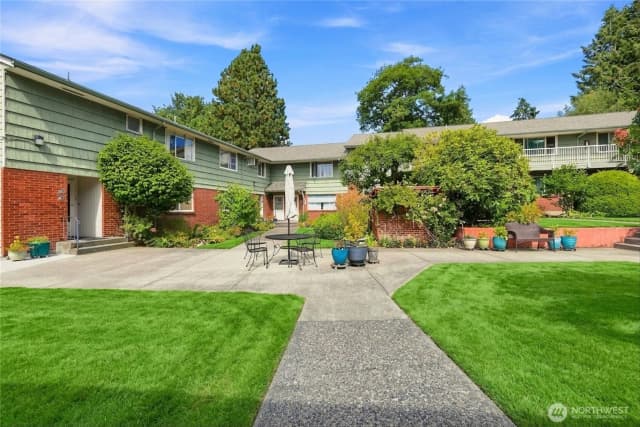 Property photo for 901 N Forest St #135, Bellingham photo 2