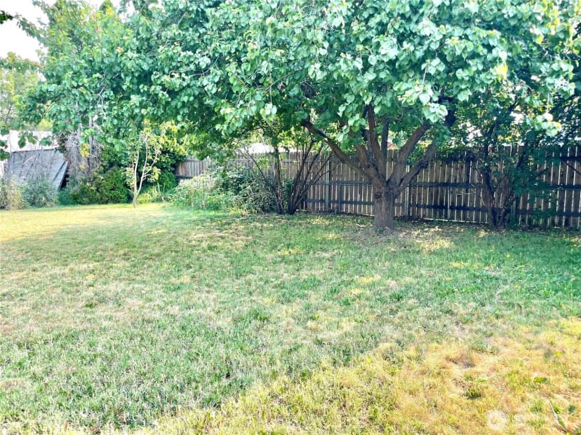 Property photo for 731 Ne Dawson Street, College Place photo 19