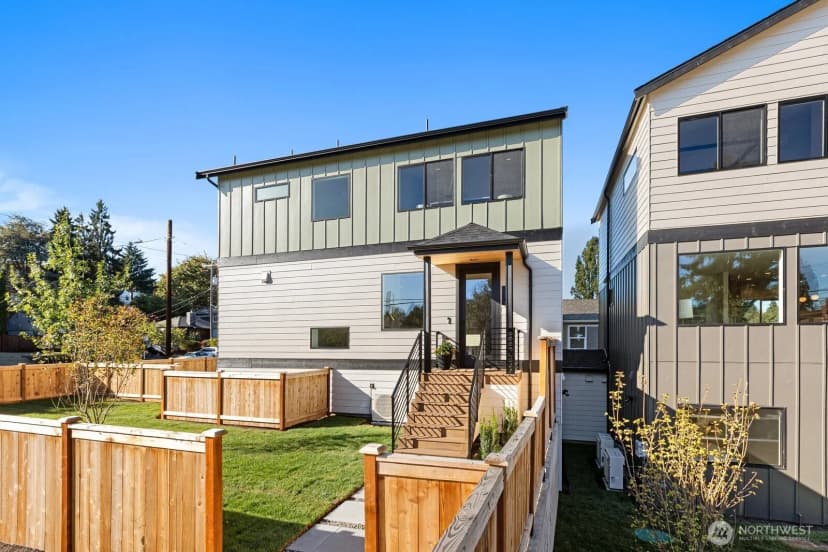 Property photo for 3314 W Dravus Street, Seattle photo 28