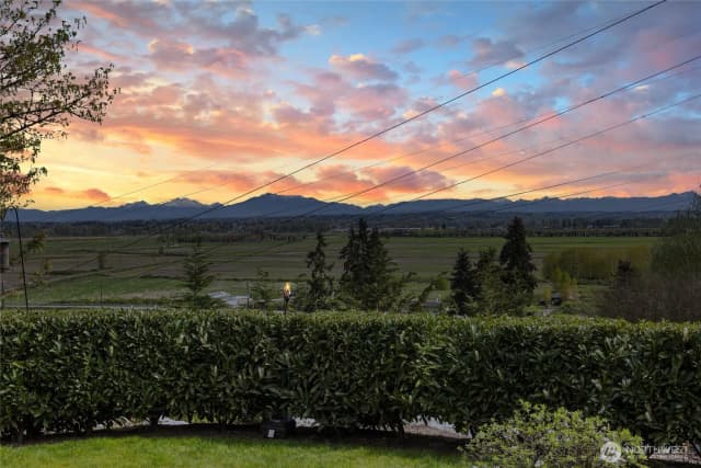 Property photo for 11733 Seattle Hill Road, Snohomish photo 2